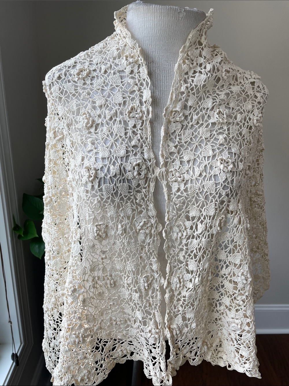 Hand Crafted Cream Crochet Floral Lace Wrap
